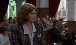 暴劫梨花在线观看,生死较量，梨花绽放的秘密